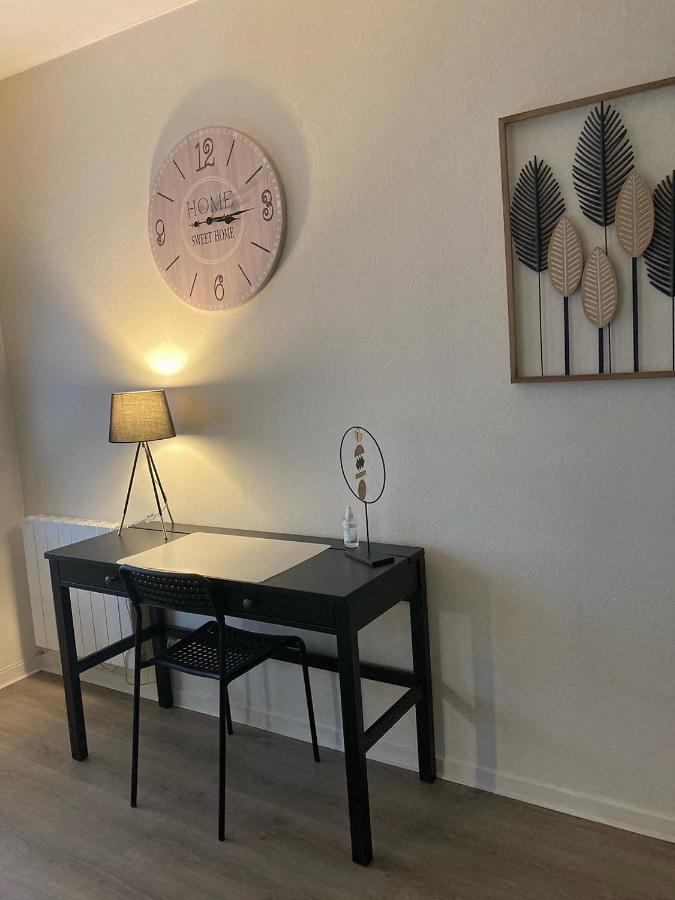 Apartment Chez Karine 1 *